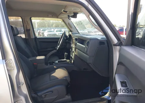 2008 Jeep Commander Sport from USA, damaged, VIN 1J8HH48N38C241816